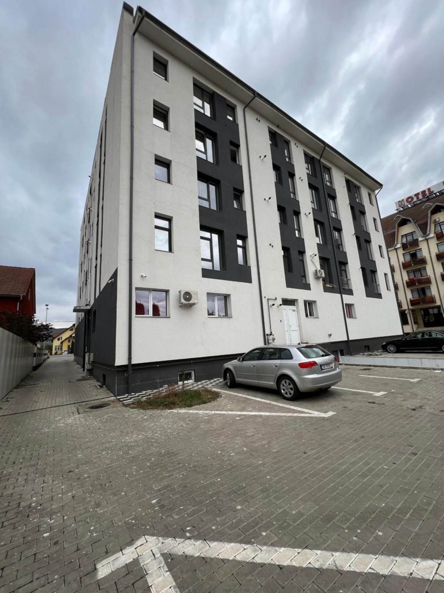 Eightapartament Бистрица Экстерьер фото